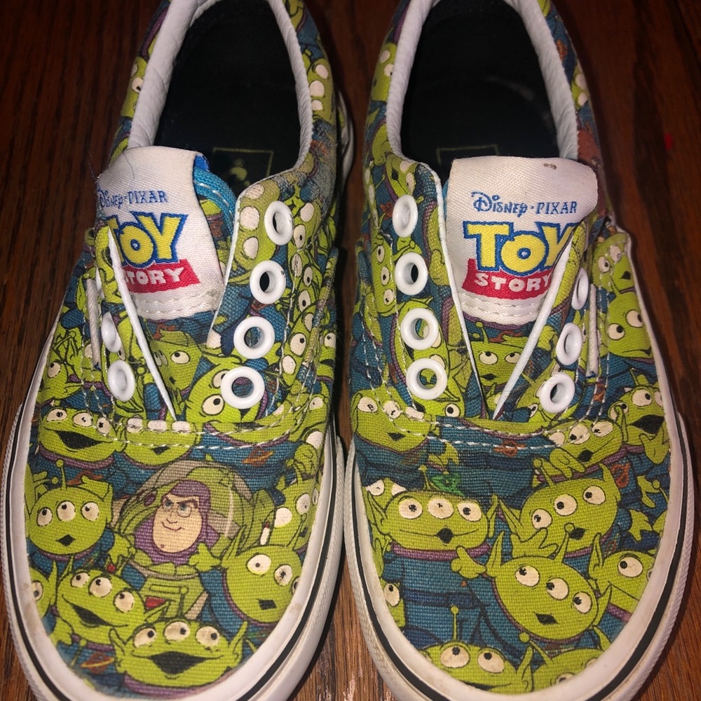 Vans Disney Pixar Toy Story Aliens Woody Kids